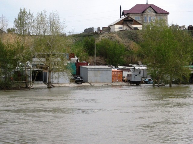 Прогулка по Иртышу на теплоходе. Павлодар.
