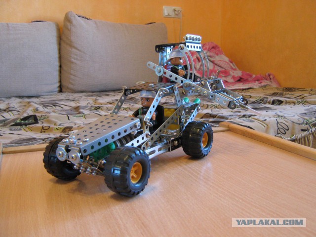 Лего против Советского конструктора.