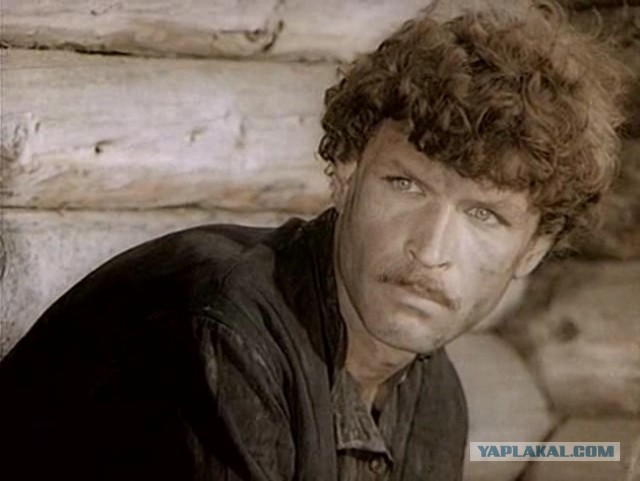 Фото актеров и музыкантов, из которых харизма плещет через край