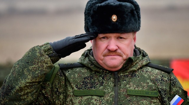Как генерал Апанасенко прилюдно обматерил Сталина