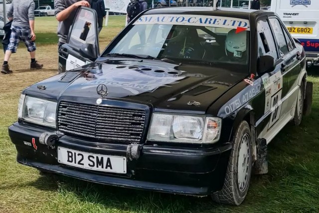 40 лет Mercedes-Benz 190