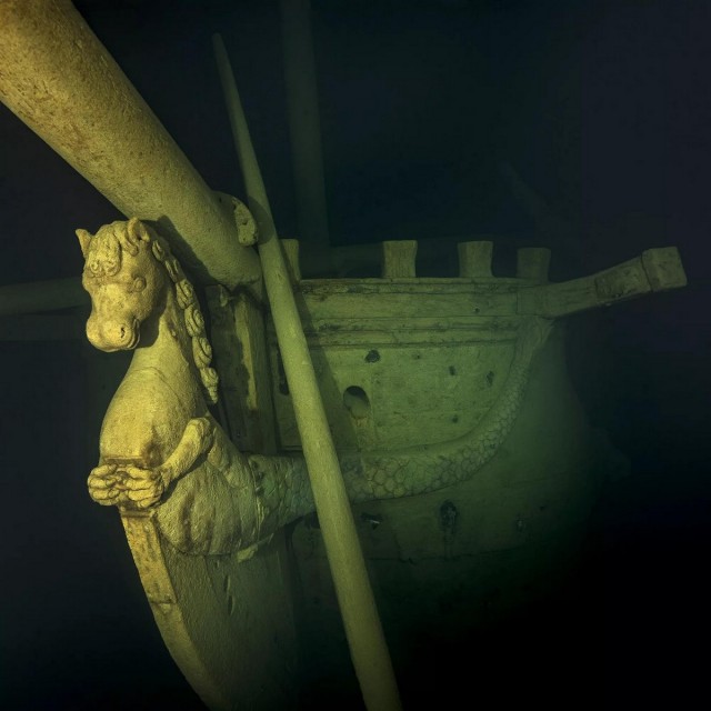 Впечатляющие фотографии кораблей на дне Балтийского моря