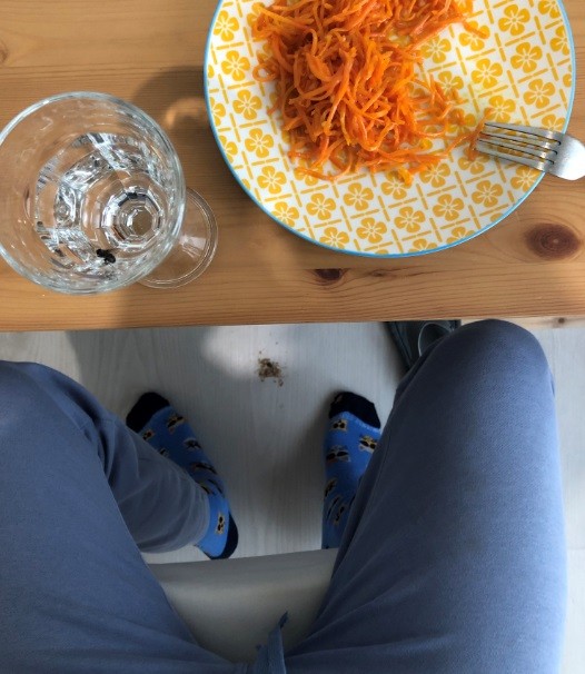 Сосед просверлил потолок