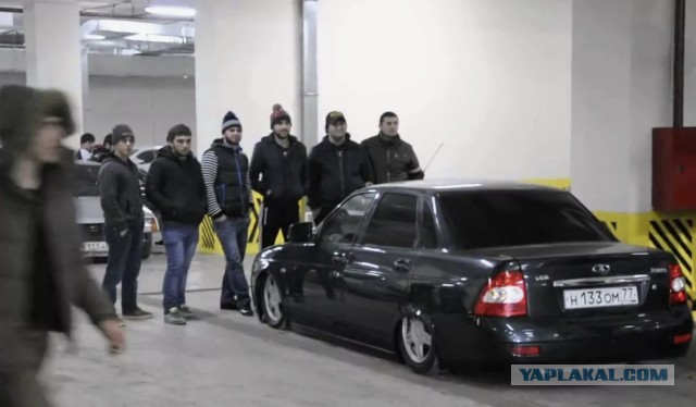 Вычислить на дороге трансгендеров и гомосексуалов можно по тонировке стёкол и громкой музыке, считают в Госдуме