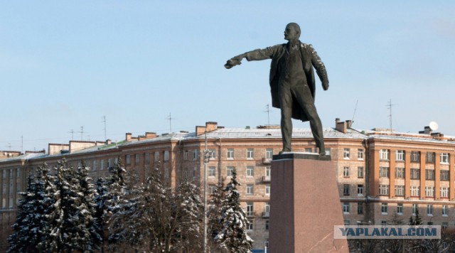 Какие прозвища дают памятникам в России
