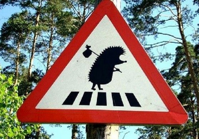 Почему знак STOP — красный восьмиугольник?