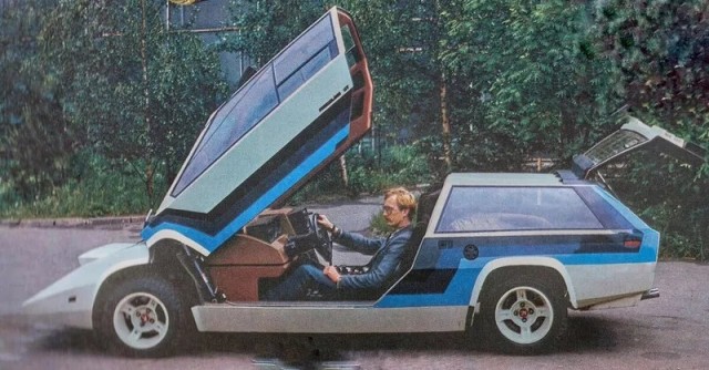 Самые необычные автомобили из советских фильмов