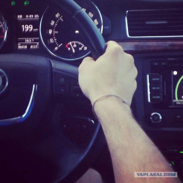 Электровоз ЭП20 на скорости 200 Км-ч