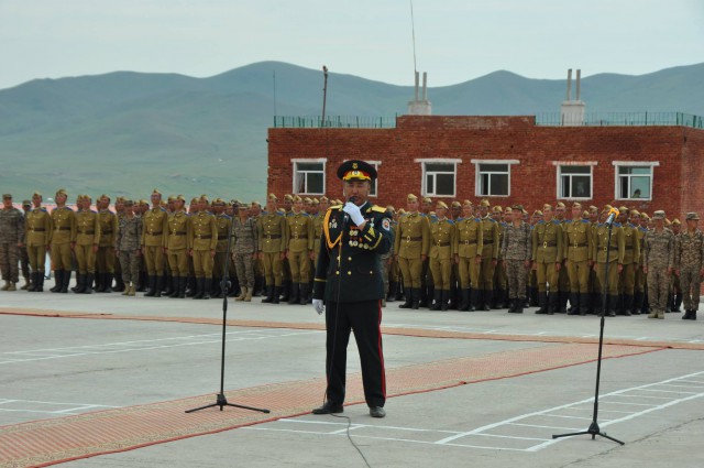 Военные сборы монгольских студентов