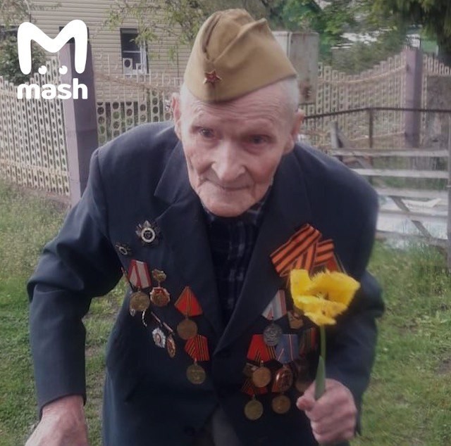Жители Курска подарили квартиру 101-летнему ветерану