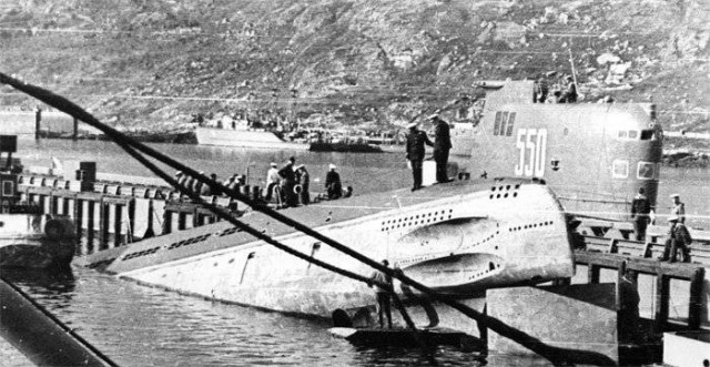 "Вы что, решили быть умнее прокуратуры флота?!", как военный трибунал оправдал командира подлодки, 1962 год