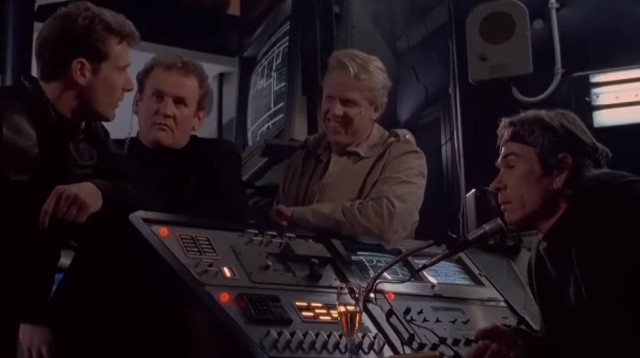 Как снимали фильм "В осаде": 22 интересных факта о фильме, о которых многие не знают