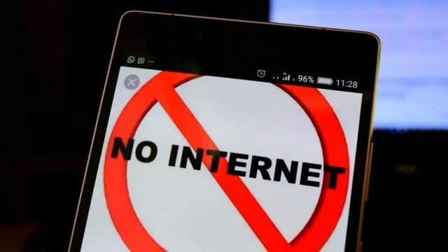 Законопроект о возмещении убытков при перебоях мобильного интернета проработают