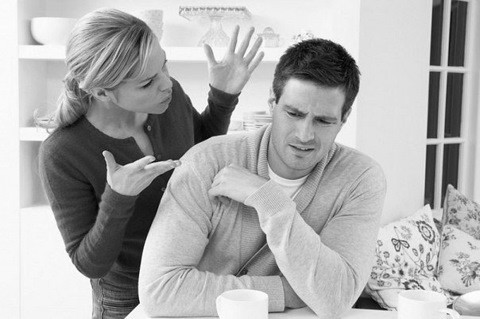 Научное исследование показало, как женский голос снижает тревожность у мужчин.