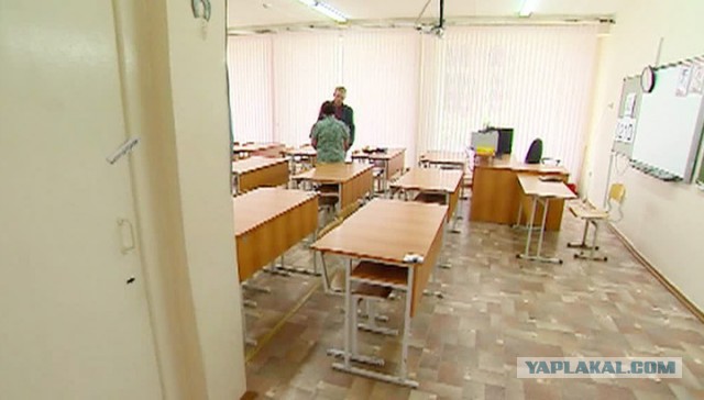 Учитель предложила семиклассникам спеть на уроке «Владимирский централ»