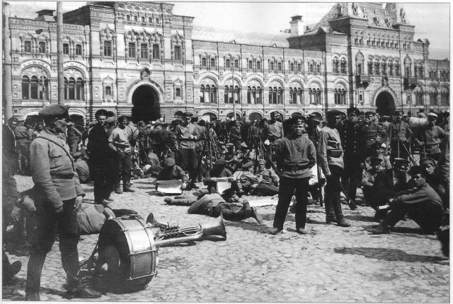 Фотография на память на Красной площади в Москве