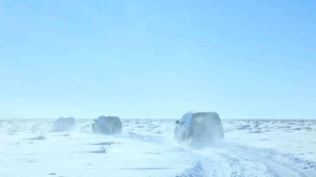 Китайский космический аппарат "Чанъэ-5" везет на Землю два килограмма лунного грунта