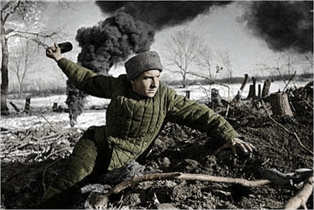 Фотографии связанных с историей Красной и Советской Армии.