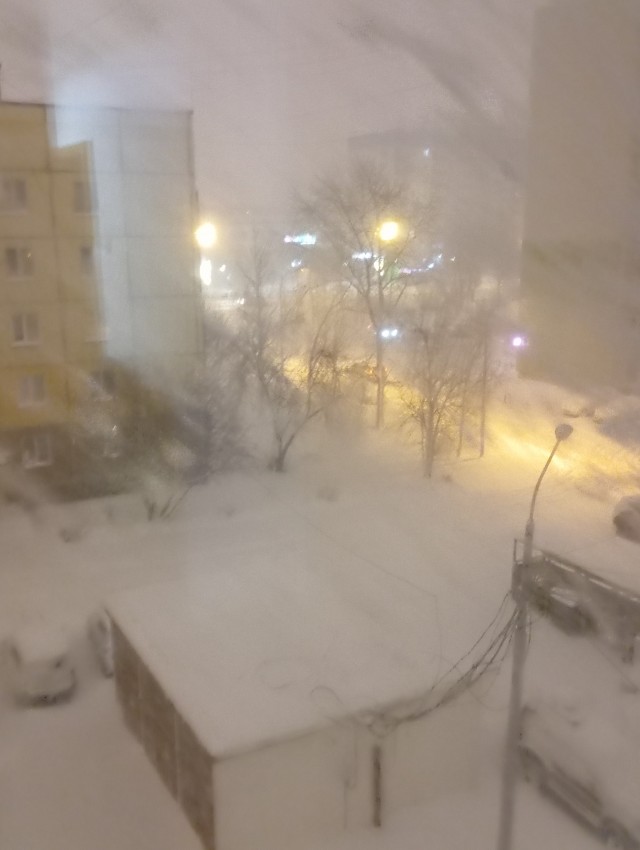 33 незнакомца на несколько суток застряли в пабе в Йоркшире из-за непогоды
