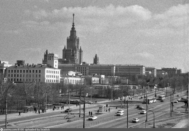 Москва и москвичи. Двадцатый век. 14.01.25