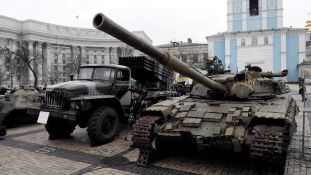 Бронетанковый апокалипсис. Подбитые танки вооружённых сил Новороссии