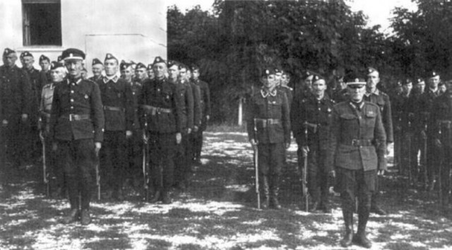 Памятник примирения – кому и зачем