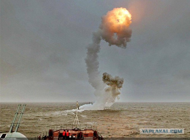 Российские войска ударили «Калибром» по складам с военной техникой в Днепропетровске