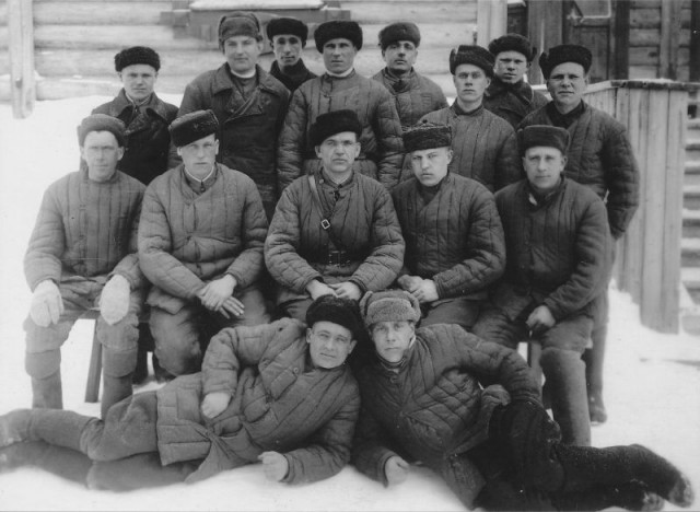 Фотографии из прошлого нашей страны - 48