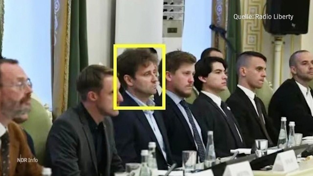 Плакат в Германии.