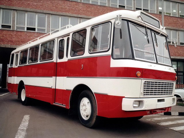 Игра на ЯПе: Угадай АВТО-8