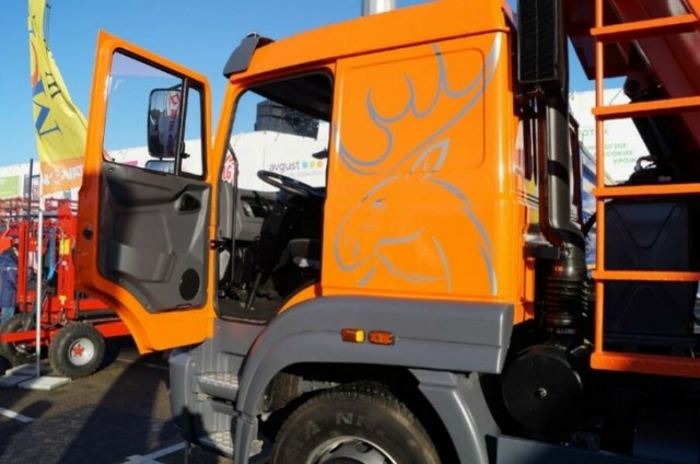 «Урал» выпустил новые автомобили для перевозки сельхозгрузов