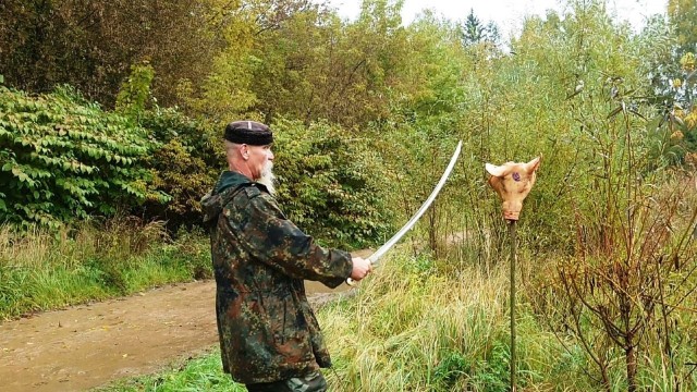 Атаман казачьих войск Сергей Капитонов погиб во время боя на саблях в подмосковной Истре.