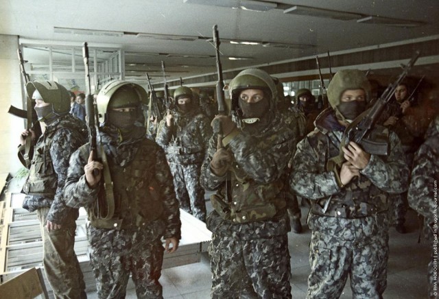 Служебный долг или совесть: как бойцы «Альфы» утратили доверие первого президента РФ