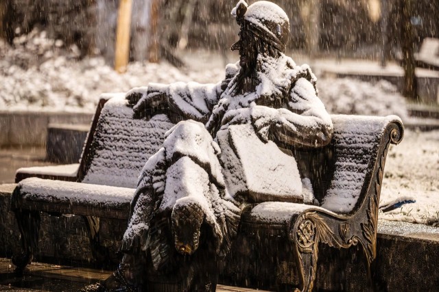 В Москве выпал первый снег. Фоторепортаж