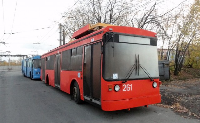 Игра на ЯПе: Угадай АВТО-8