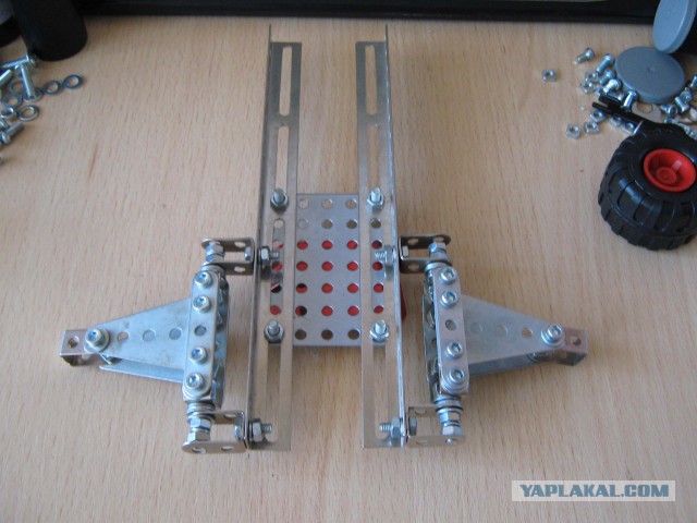 Лего против Советского конструктора.
