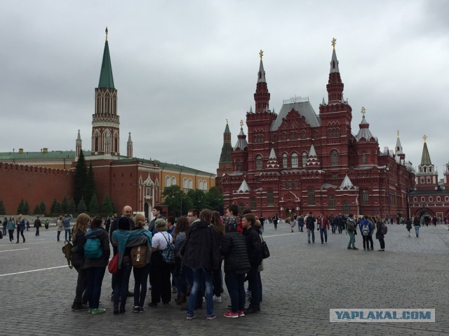 Экскурсия вокруг Московского Кремля