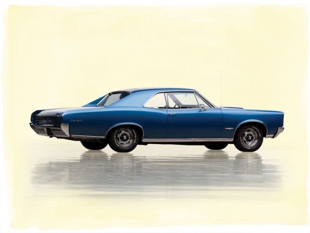 Автомобили RM Auctions/Sotheby's