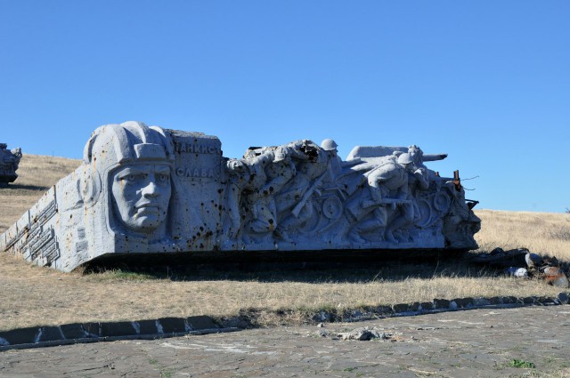 Один день на Саур-могиле