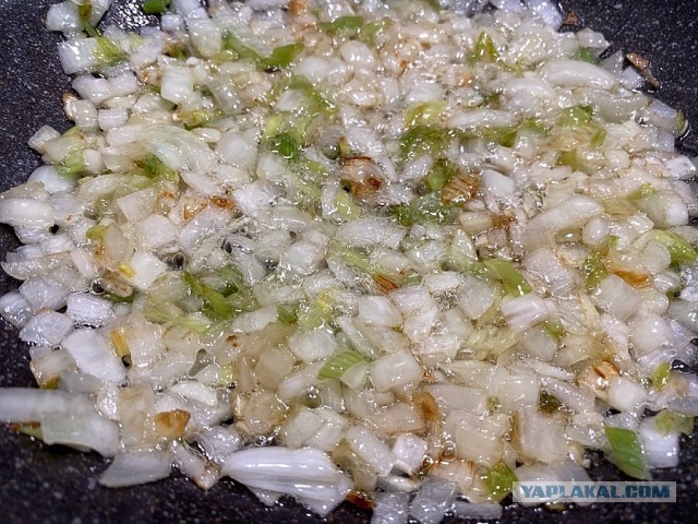 Говядина с капустой и рисом