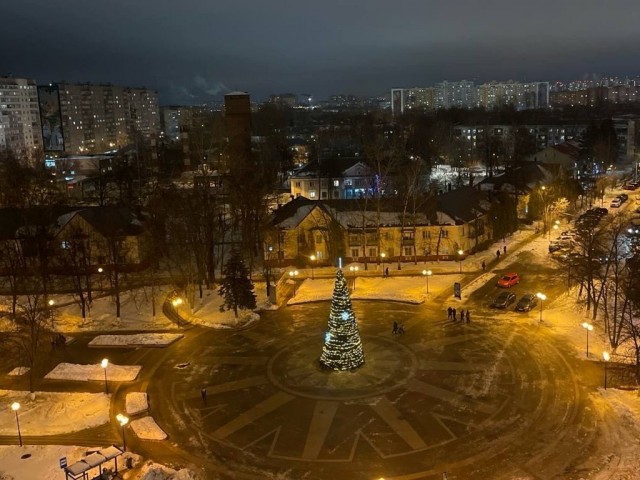 Ёлку исправили