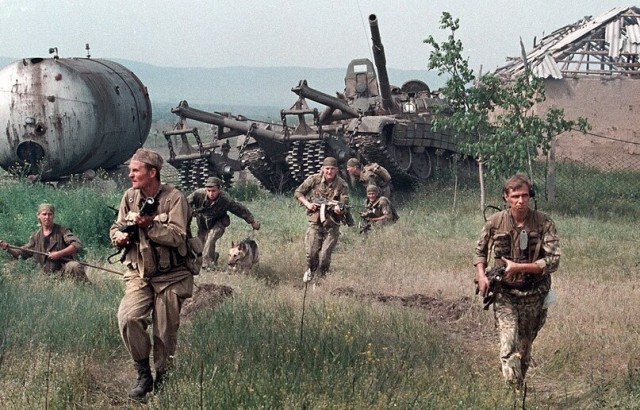 Осада. Бамут 1995-1996
