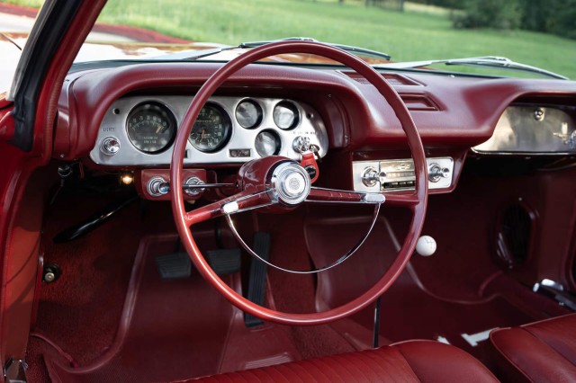 1963 Chevrolet Corvair Monza 900 Spyder. Автопятница №82