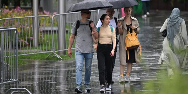 Синоптик Тишковец: жара в Москву не вернется даже в июле