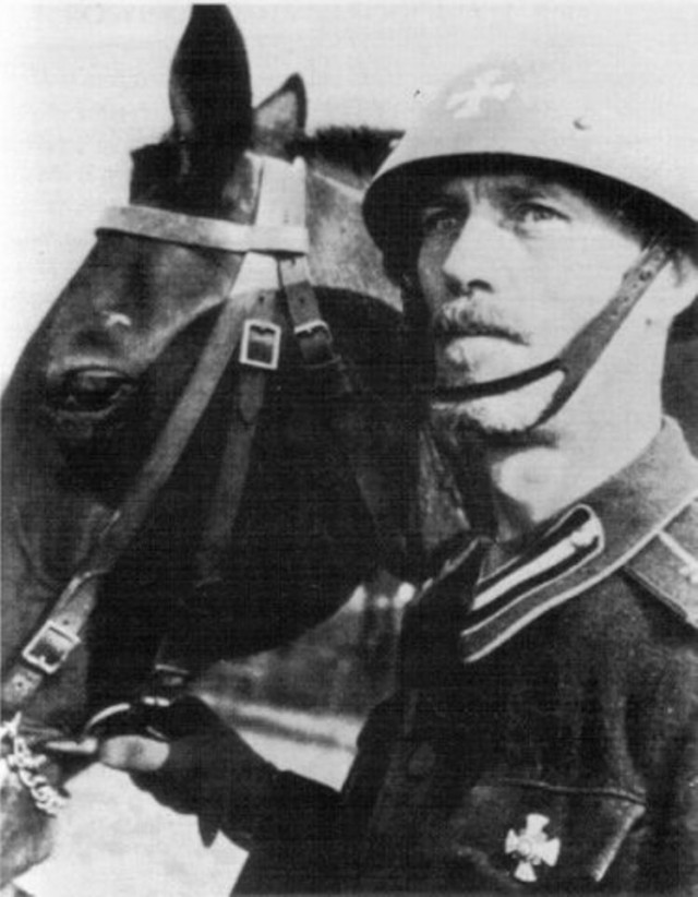 Памятник примирения – кому и зачем