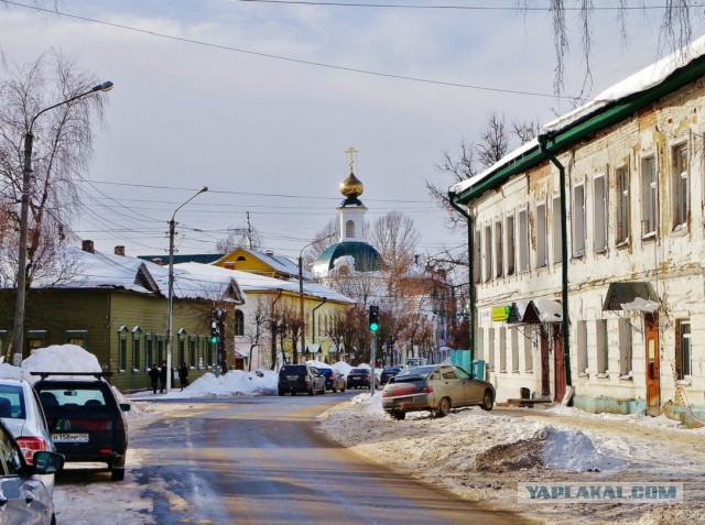 Городок наш небольшой, он с прекрасною душой...