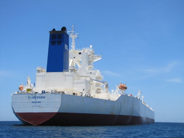 Самые большие нефтеналивные танкеры