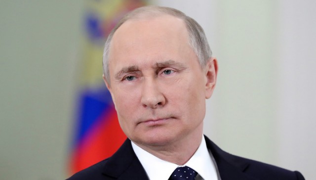 Путин поручил готовиться к кризису в экономике