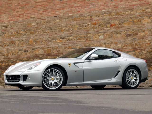 Ferrari. Ко дню рождения Коммендаторе. Красивых автофото пост
