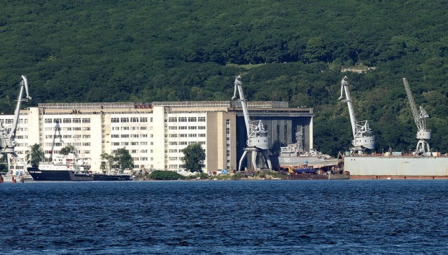 Строящая военные корабли "Восточная верфь" подала заявление о банкротстве